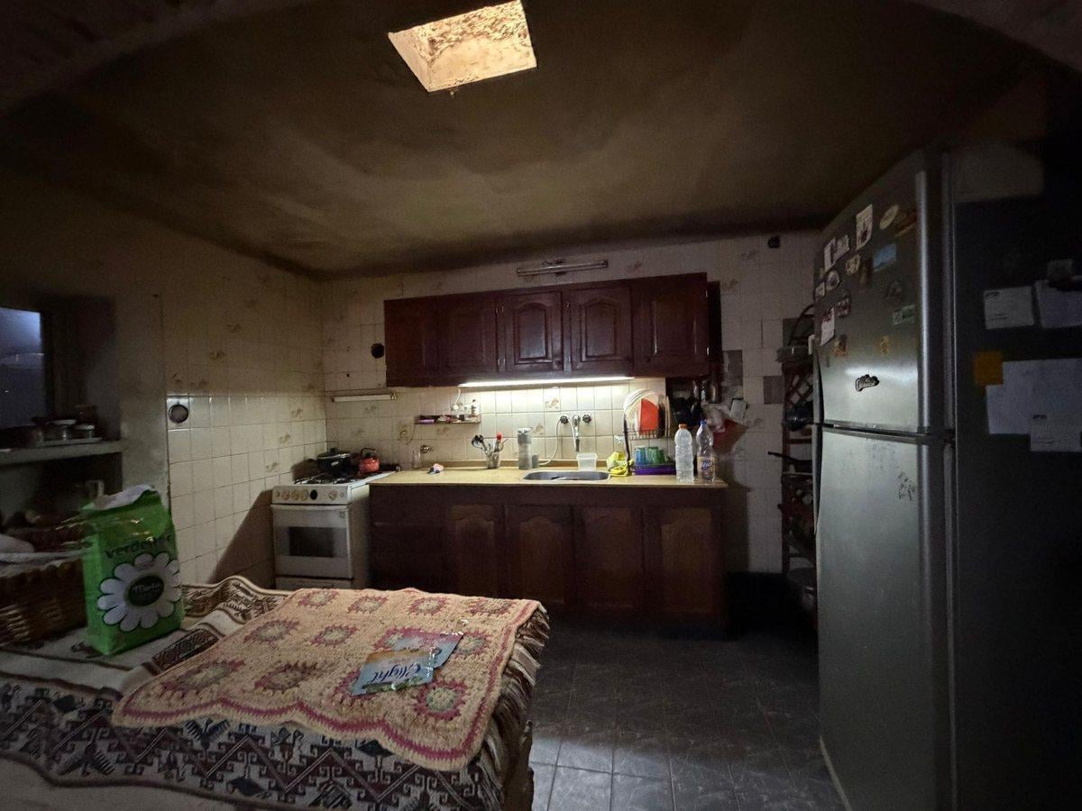 Foto de Casa Interna con gran terreno cercana a Avenida., imagen 5