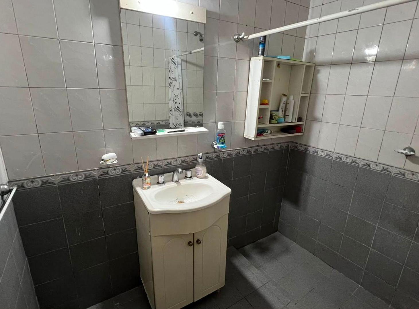 Foto de SE VENDE LOCAL + CASA, imagen 2