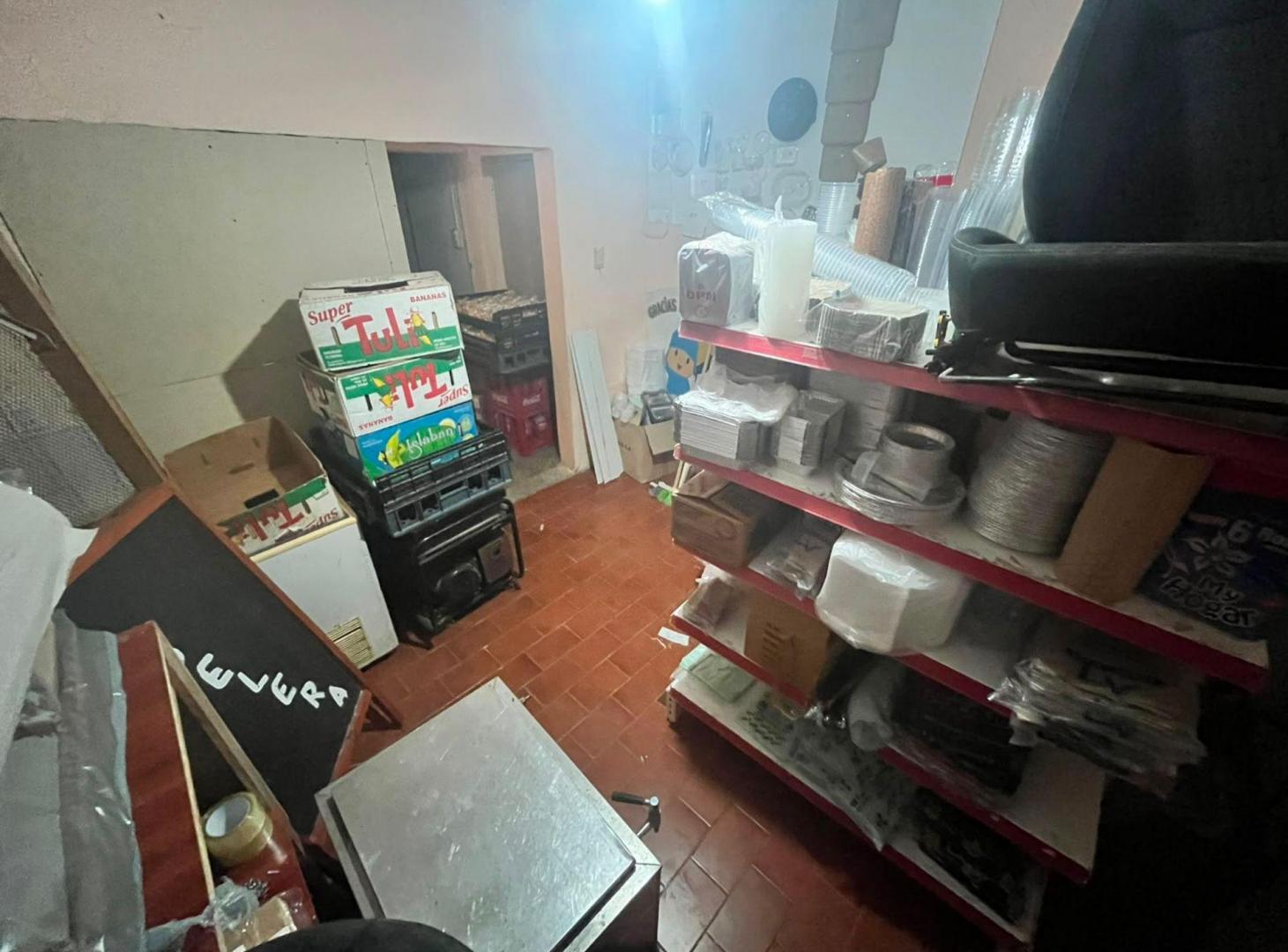 Foto de SE VENDE LOCAL + CASA, imagen 3