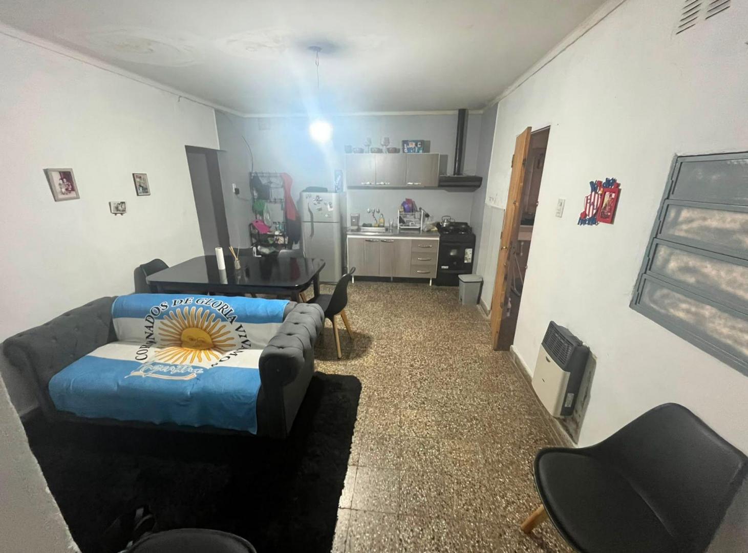 Foto de SE VENDE LOCAL + CASA, imagen 1