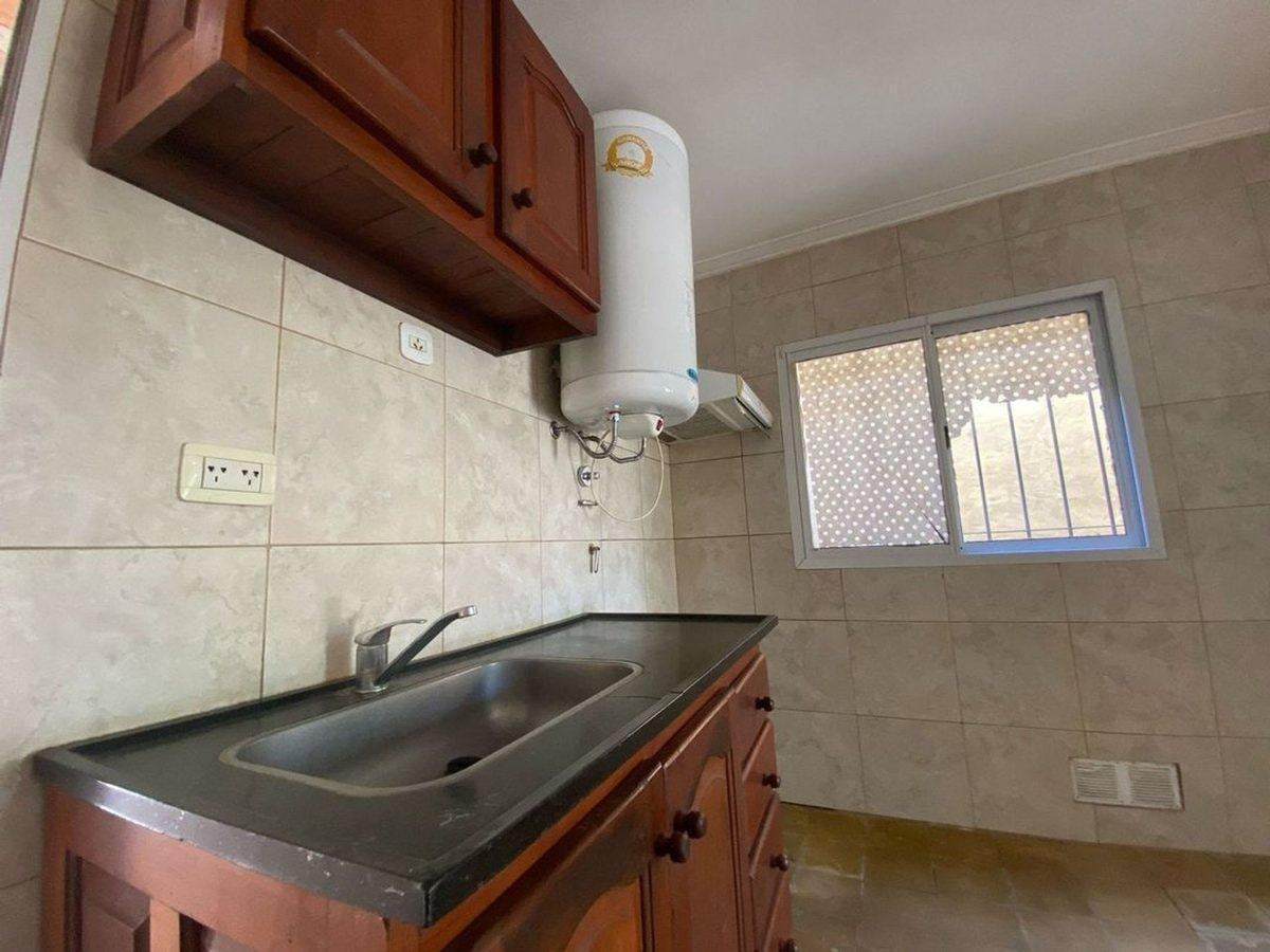 Foto de DPTO DE 2 DORM PLANTA BAJA AL FRENTE EN MONTE VERA, imagen 4