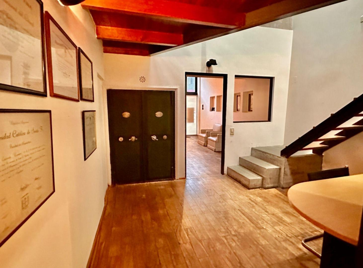Foto de Estudio / oficina en VENTA a metros de la peatonal, imagen 1
