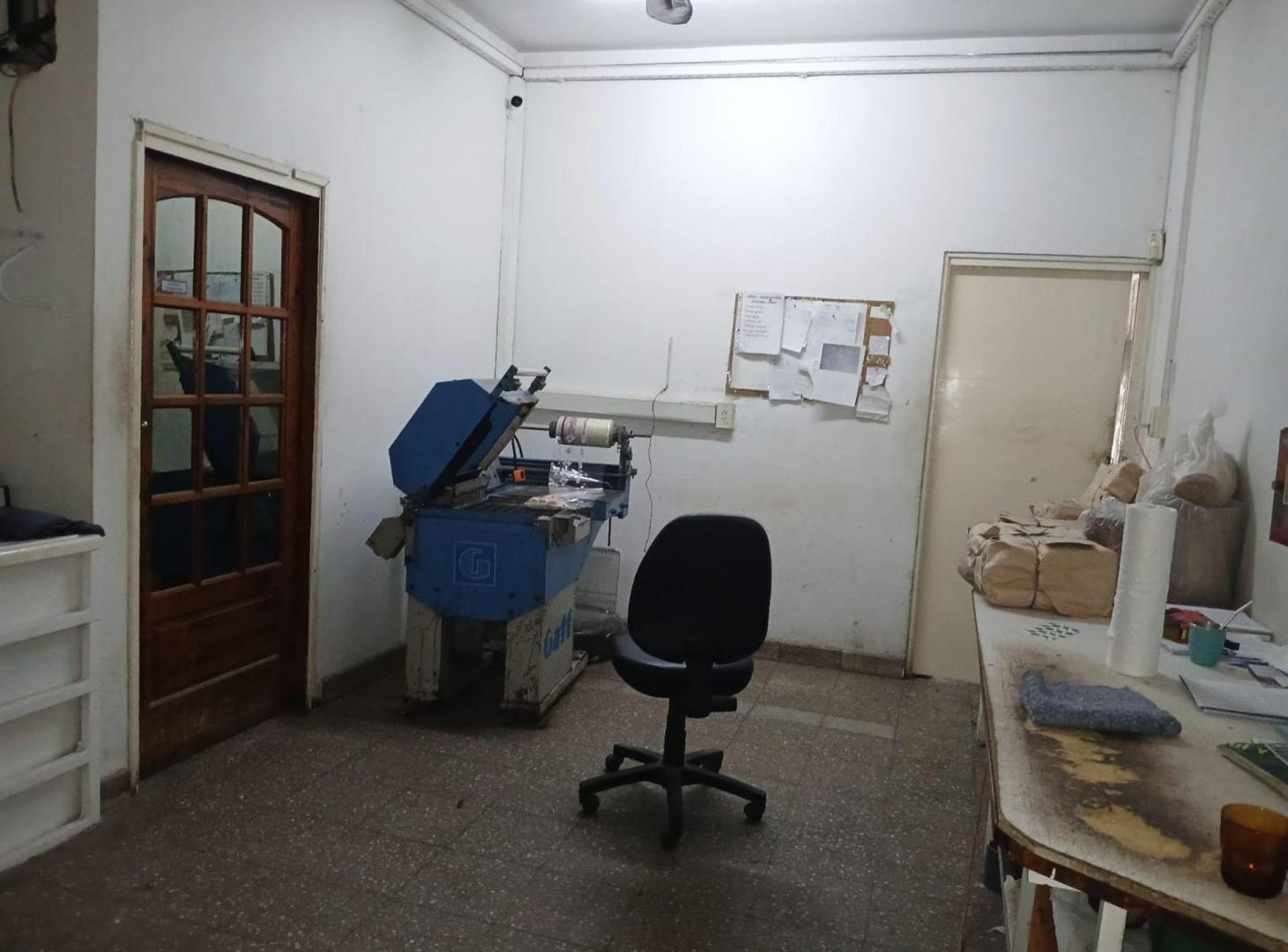 Foto de Remax alquila local comercial 1ro de Mayo 2272, imagen 4