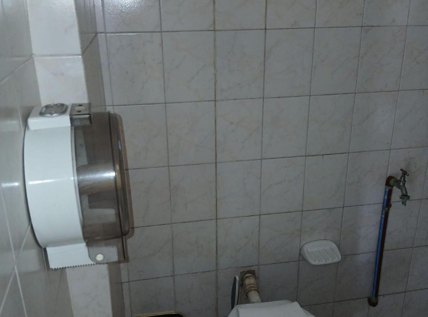 Foto de REMAX ALQUILA LOCAL COMERCIAL, imagen 2