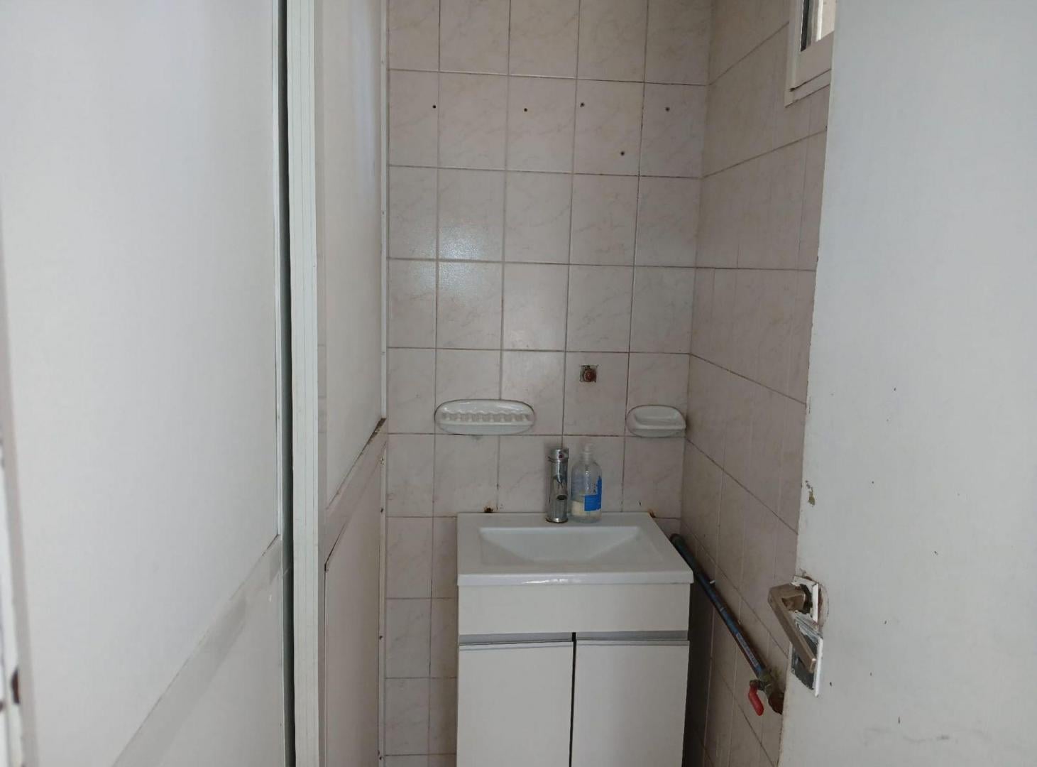 Foto de REMAX ALQUILA LOCAL COMERCIAL, imagen 3