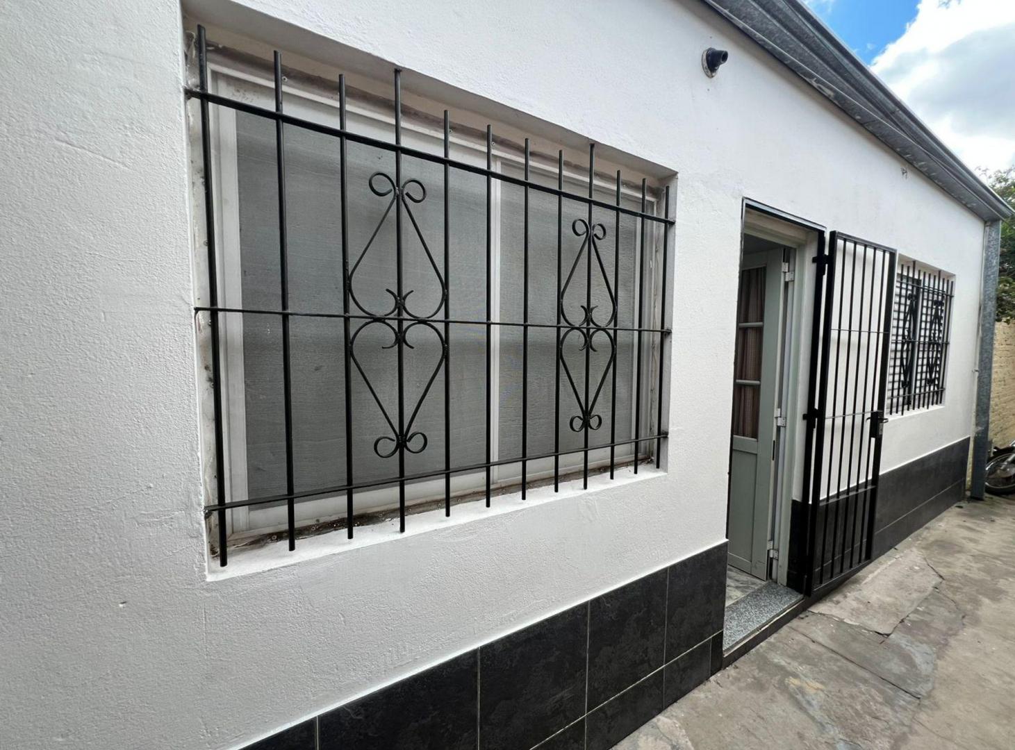Foto de CASA INTERNA 2 DORMITORIOS Y PATIO (PH) ZONA NORTE, imagen 3