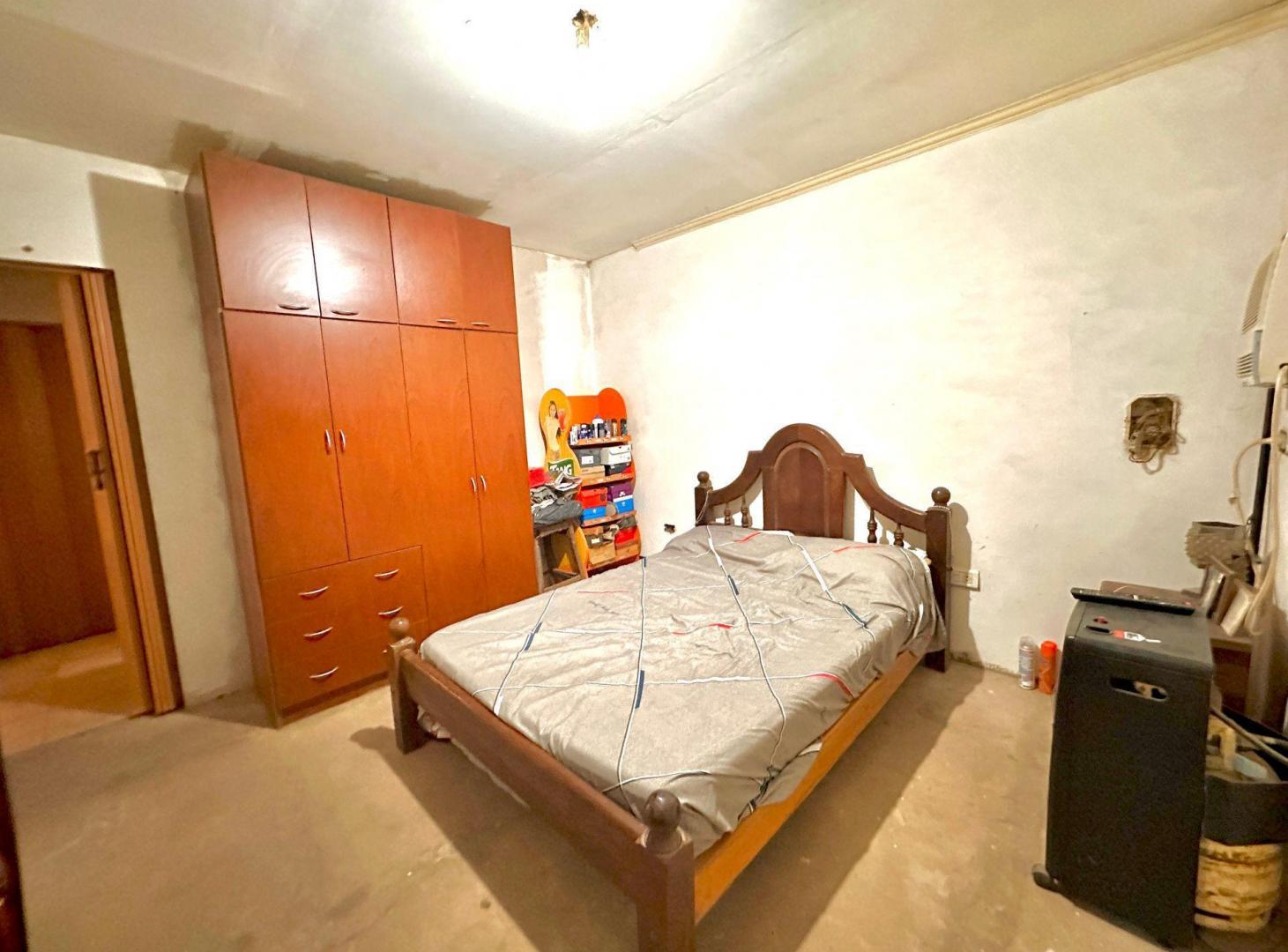 Foto de SE VENDE CASA CON GRAN TERRENO- B° LAS MERCEDES, imagen 3