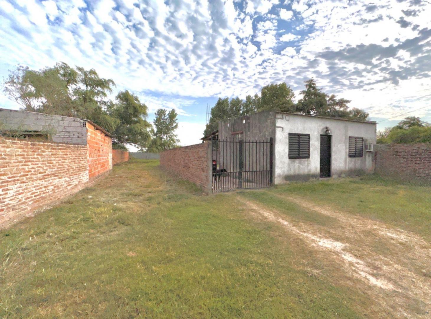 Foto de SE VENDE CASA CON GRAN TERRENO- B° LAS MERCEDES, imagen 5