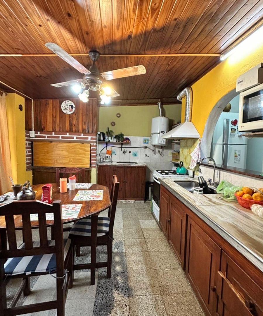 Foto de SE VENDE O PERMUTA CASA INTERNA - NO PH -, imagen 2