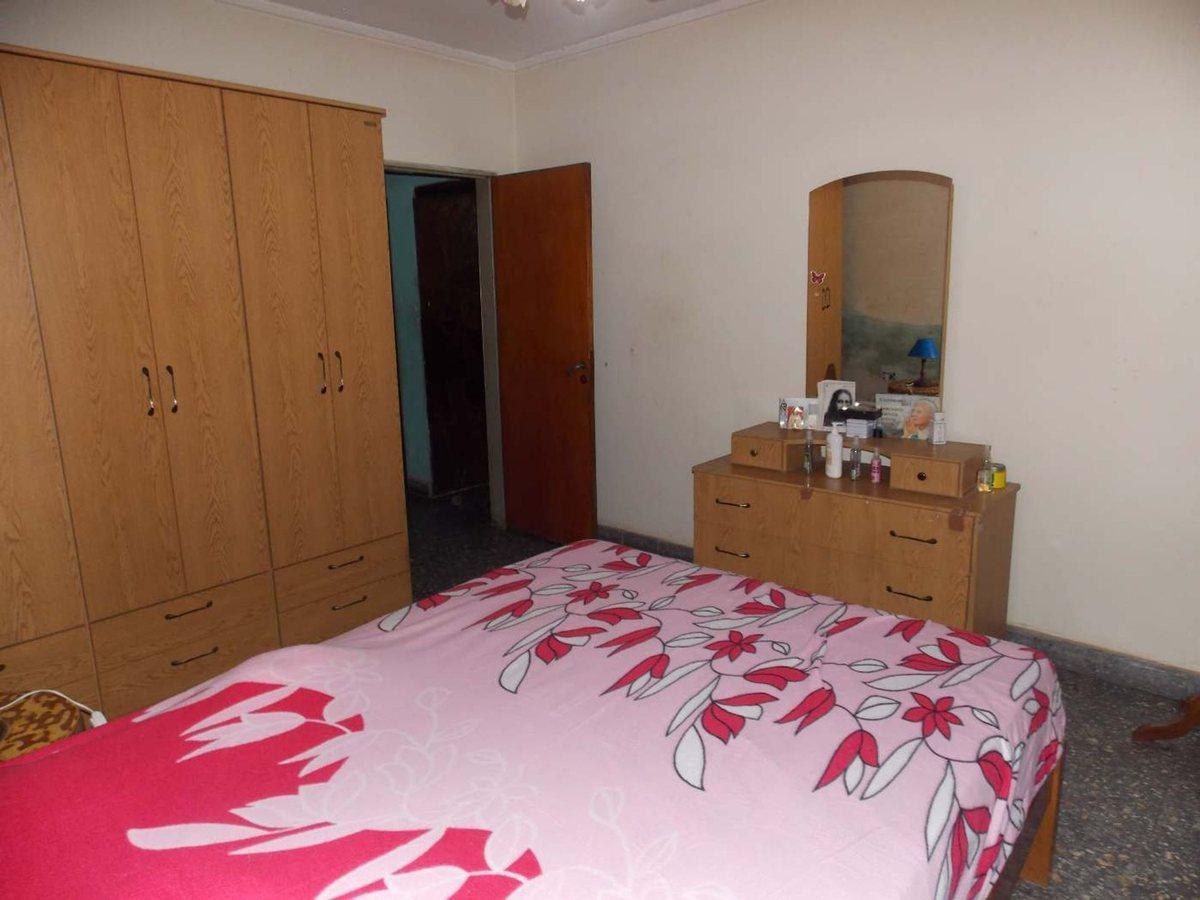 Foto de CASA DE TRES DORMITORIO Y COCHERA EN SANTO TOMÉ, imagen 4