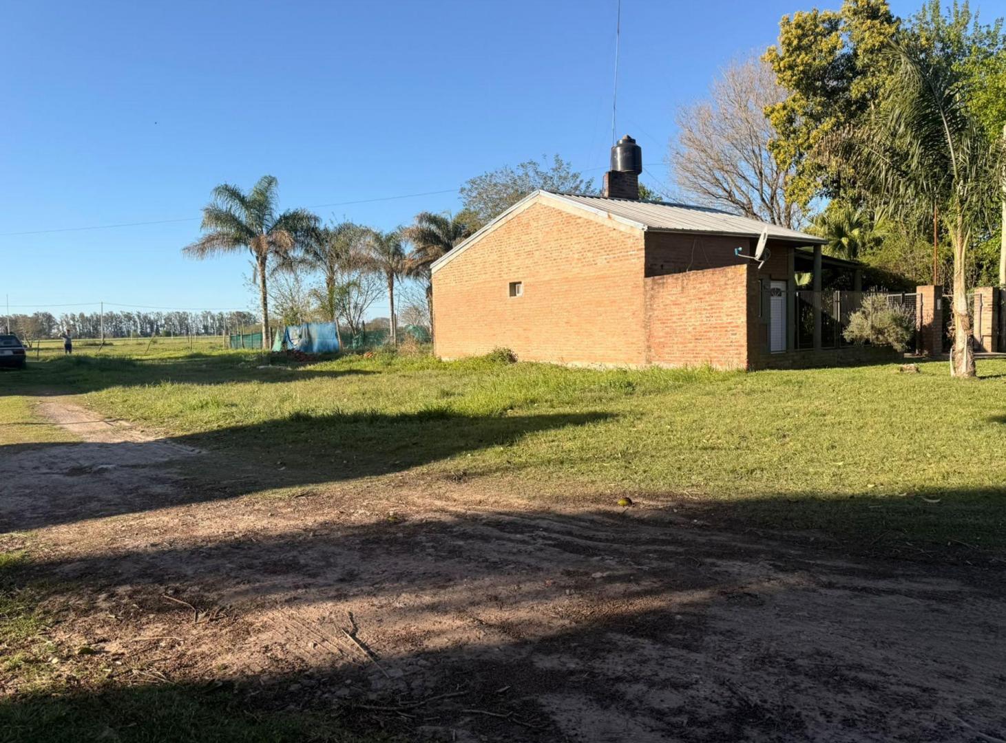 Foto de SE VENDE LOTE EN GDOR. CANDIOTI, imagen 1