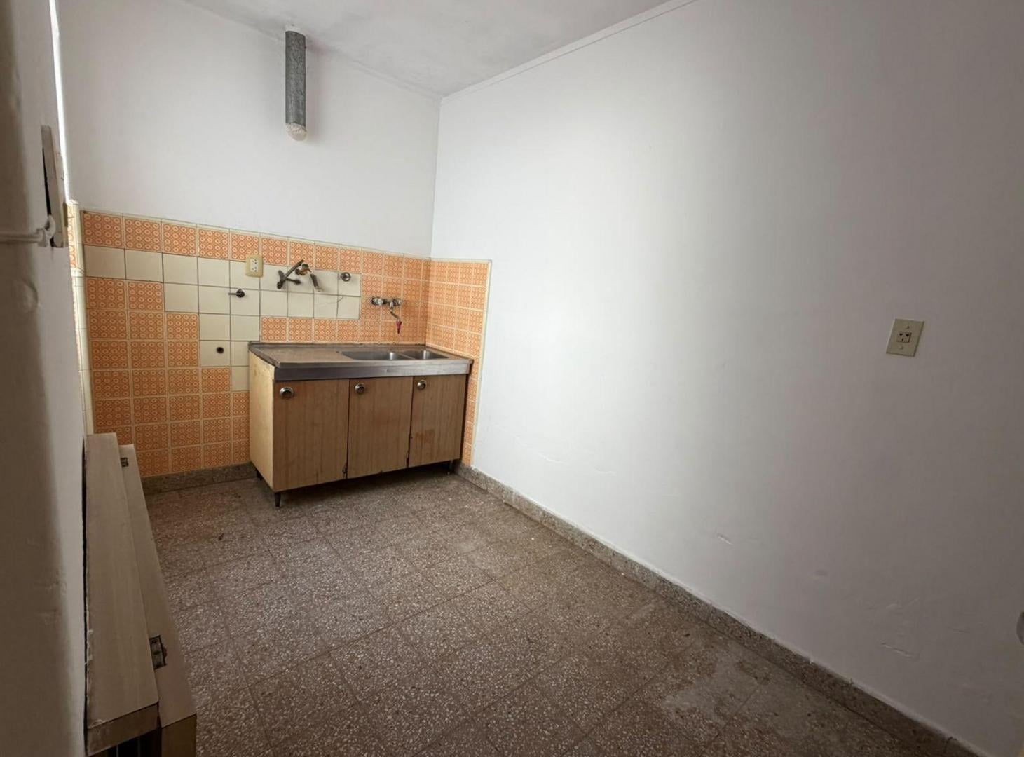 Foto de VENTA INTERNO DE 2 DORM EN BARRIO CONSTITUYENTES, imagen 4