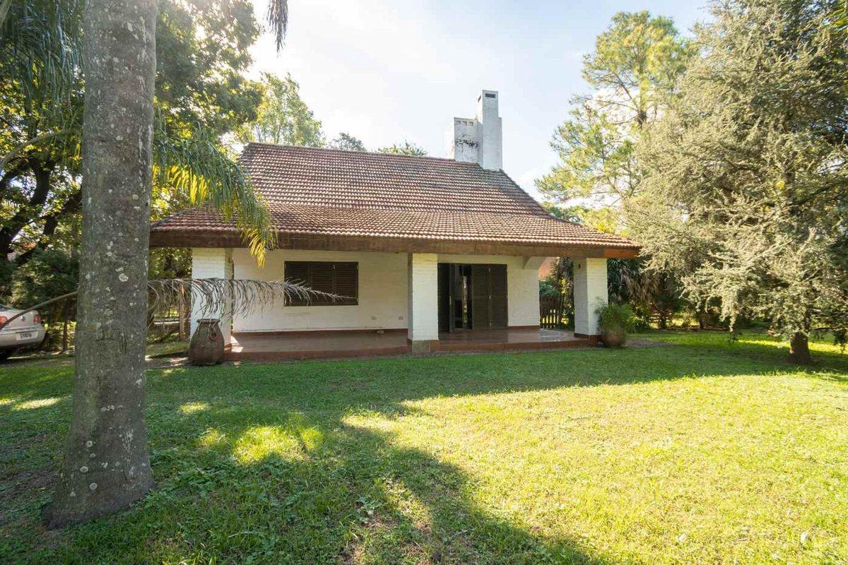 Foto de Se vende casa con pileta en Los Molinos, imagen 1