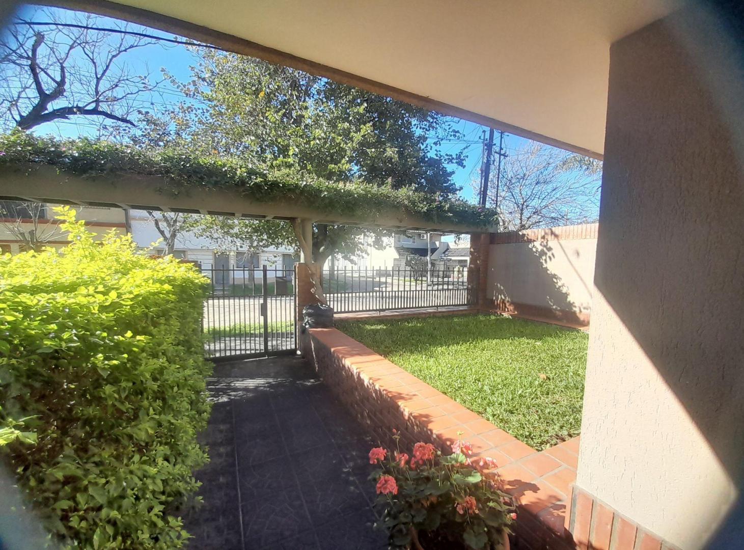 Foto de Casa de 3 dormitorios, Barrio Fomento 9 de Julio., imagen 4