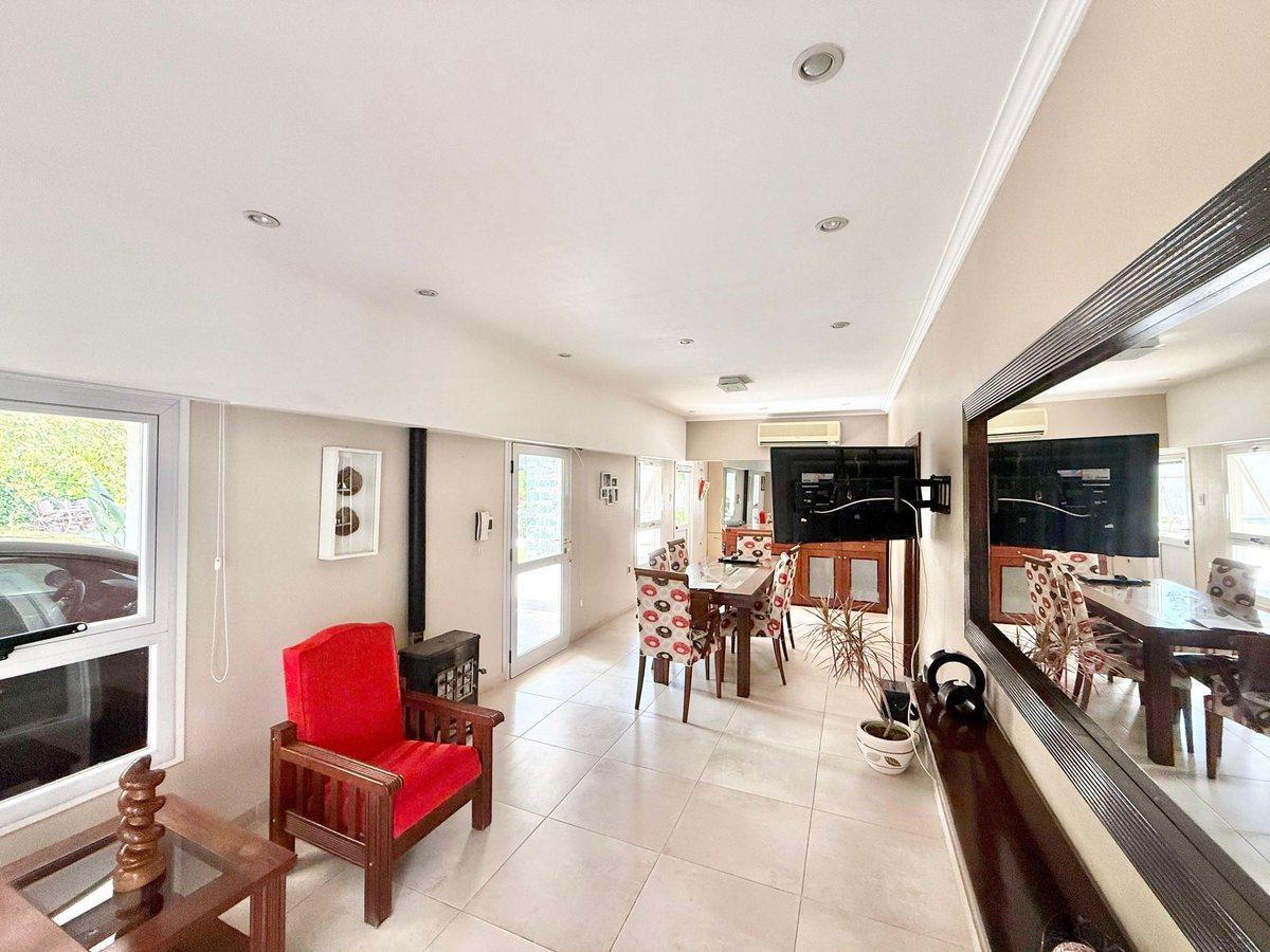 Foto de SE VENDE CASA EN LA TATENGUITA, imagen 4