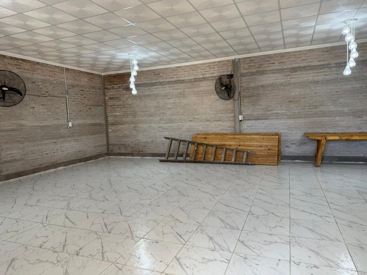 Foto de Salón de fiestas/Quinta con Pileta en Sauce Viejo., imagen 2