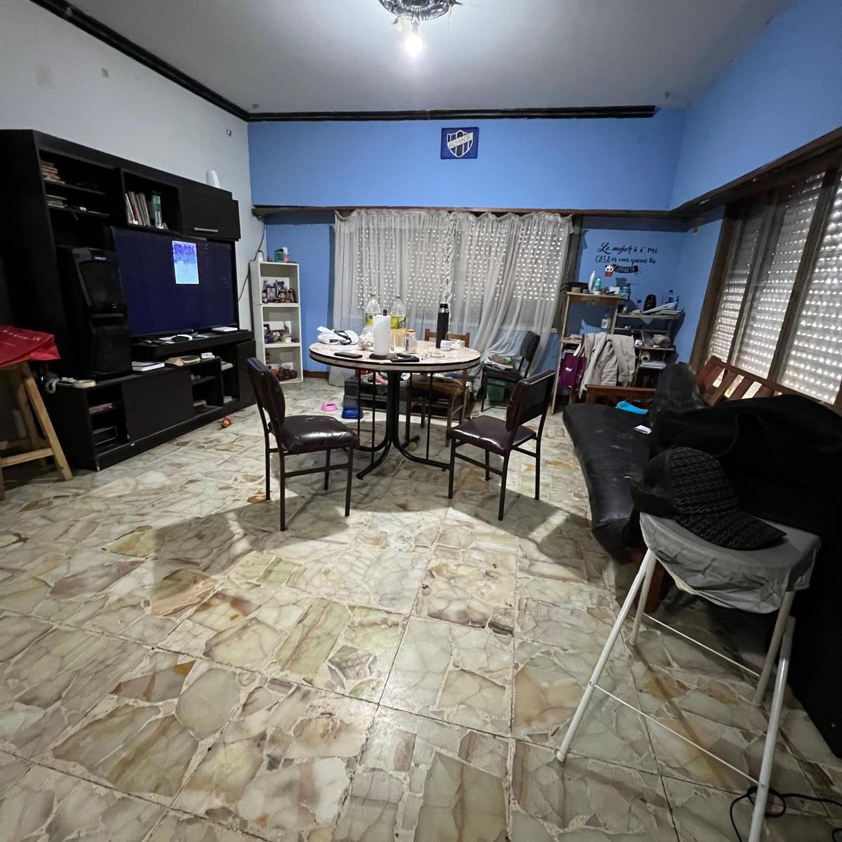 Foto de Casa Galpon Venta en Ciudadela, imagen 2