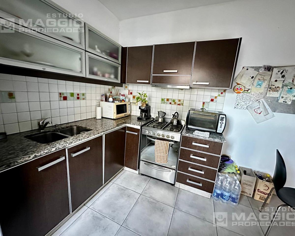 Casa tipo Triplex Venta en Villa Sarmiento