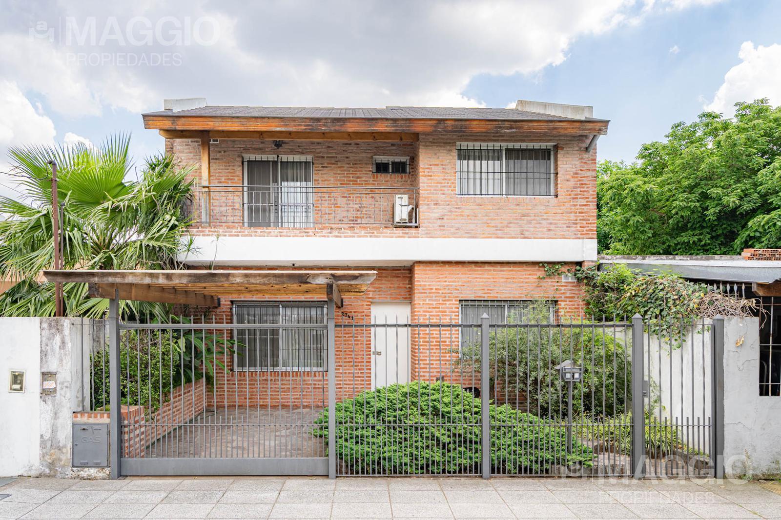 VENTA CASA EN VILLA LUZURIAGA