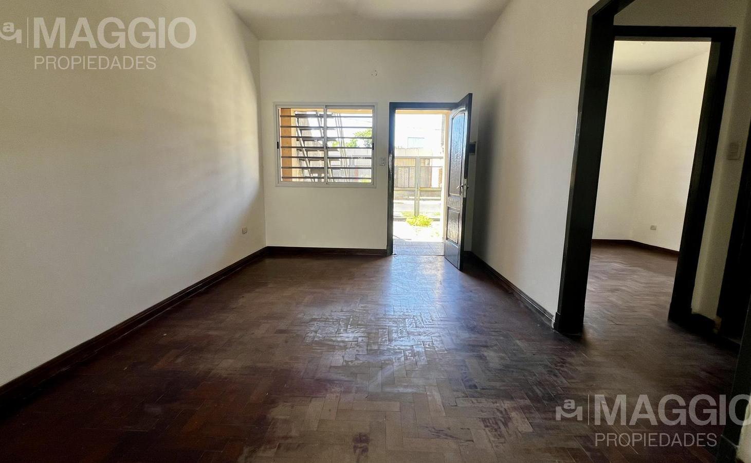 Foto de VENTA PH EN VILLA LUZURIAGA, imagen 4