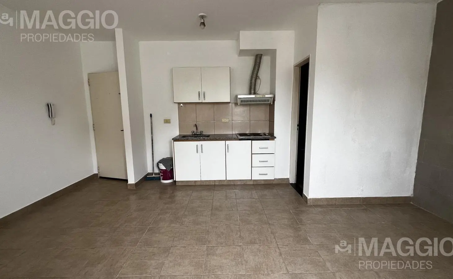 Departamento en Villa Sarmiento 5