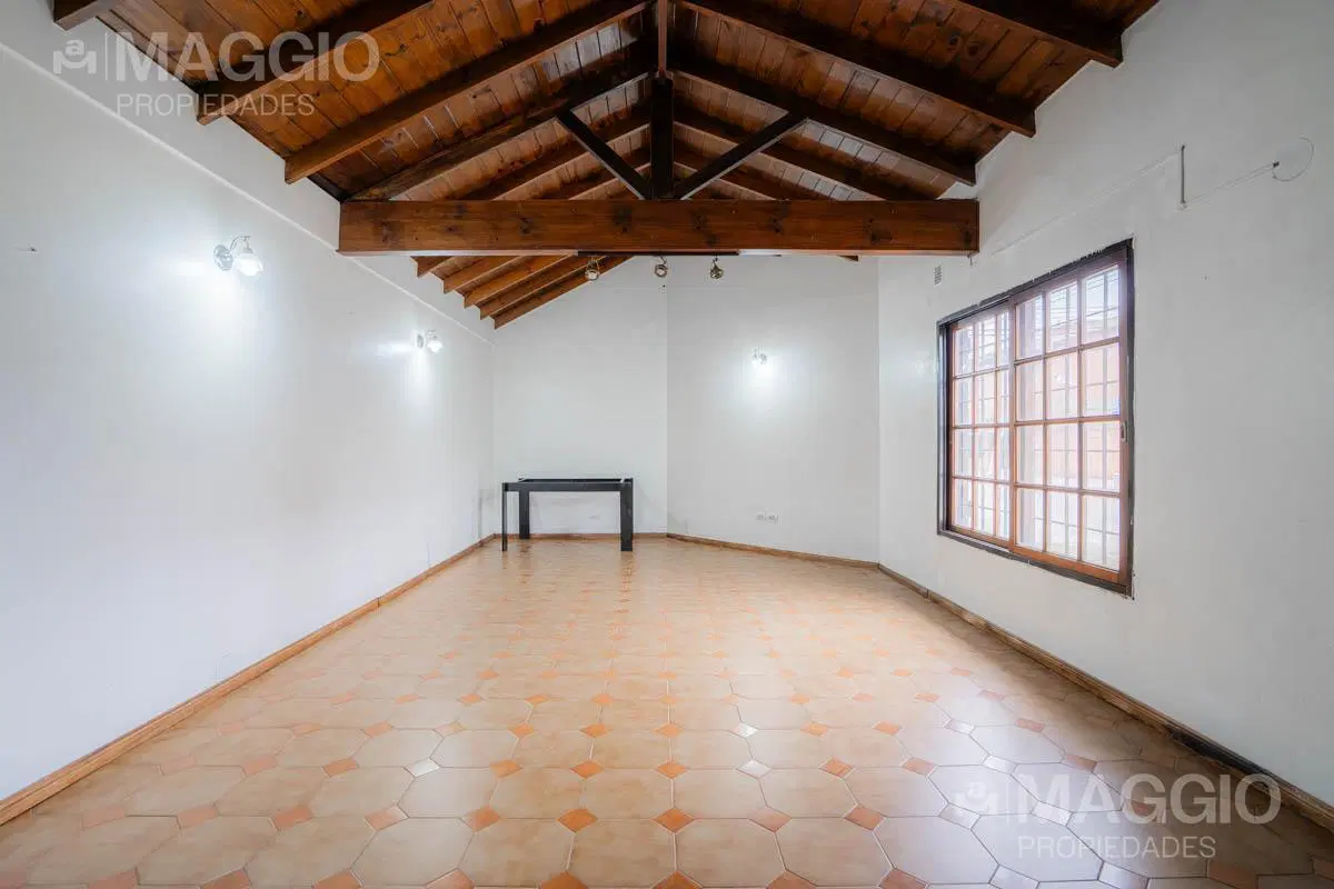 Casa Venta en Ramos Mejia 4