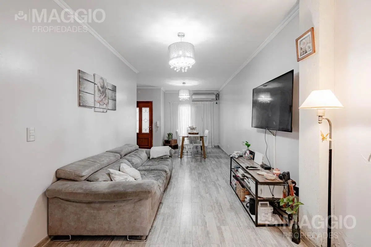 VENTA CASA PH EN BARRIO GUEMES HAEDO 5