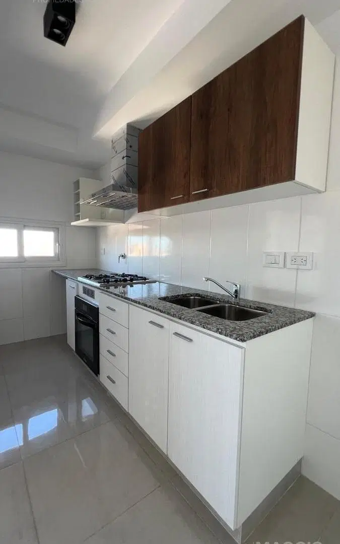 Departamento Alquiler 2 ambientes c/ Cochera en Haedo 5