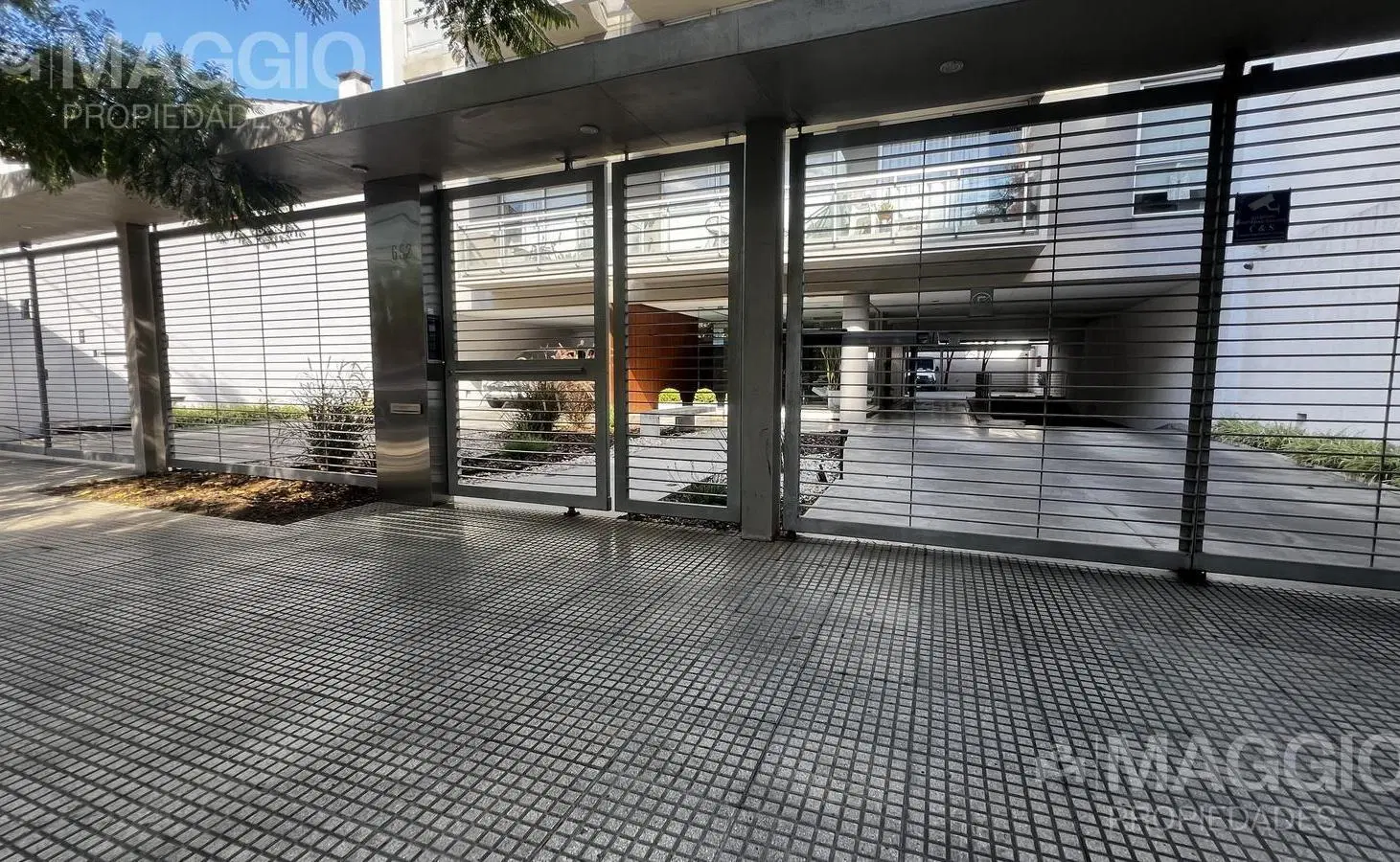 ALQUILER DEPARTAMENTO EN MORON 2