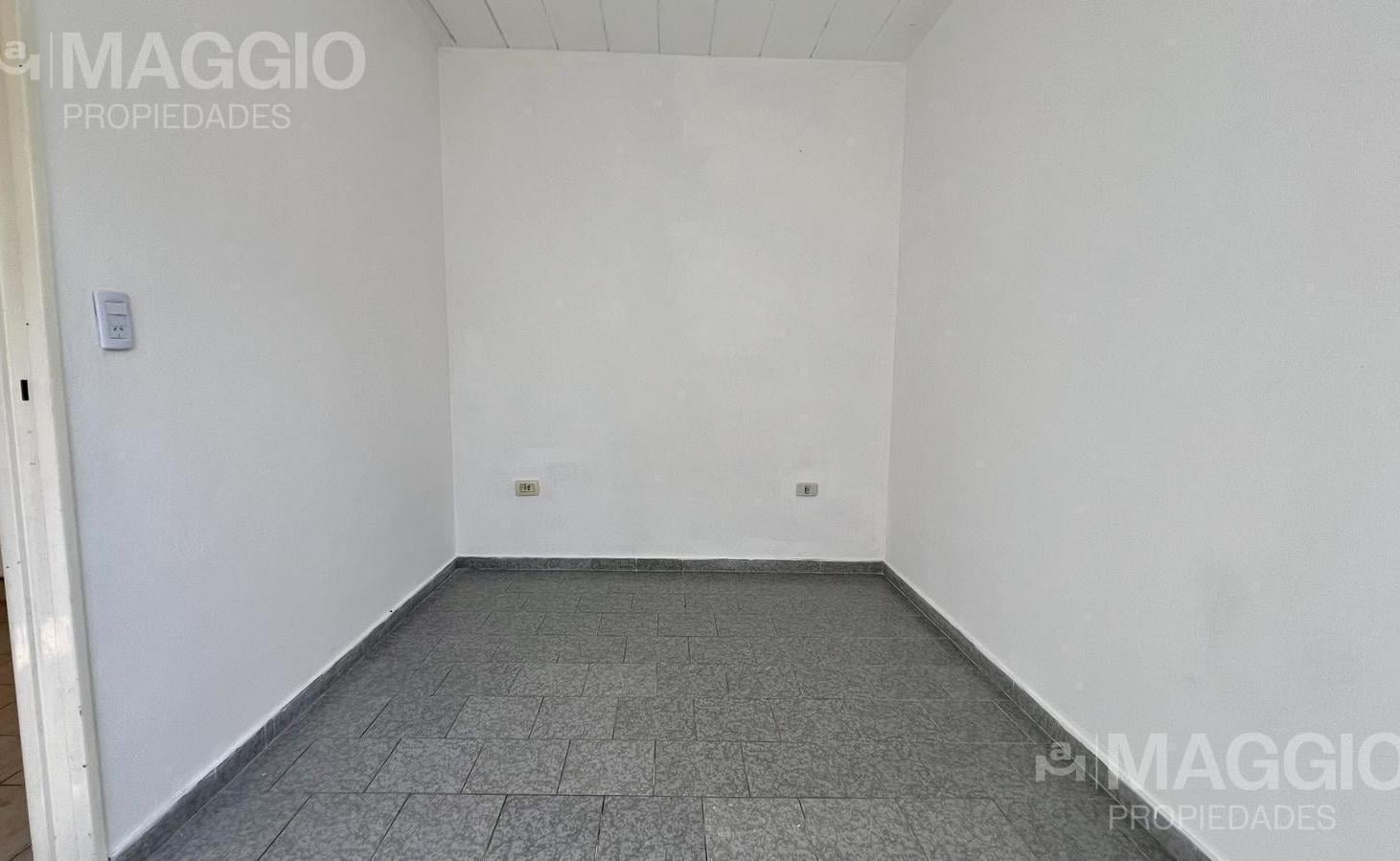 Foto de VENTA PH EN VILLA LUZURIAGA, imagen 4