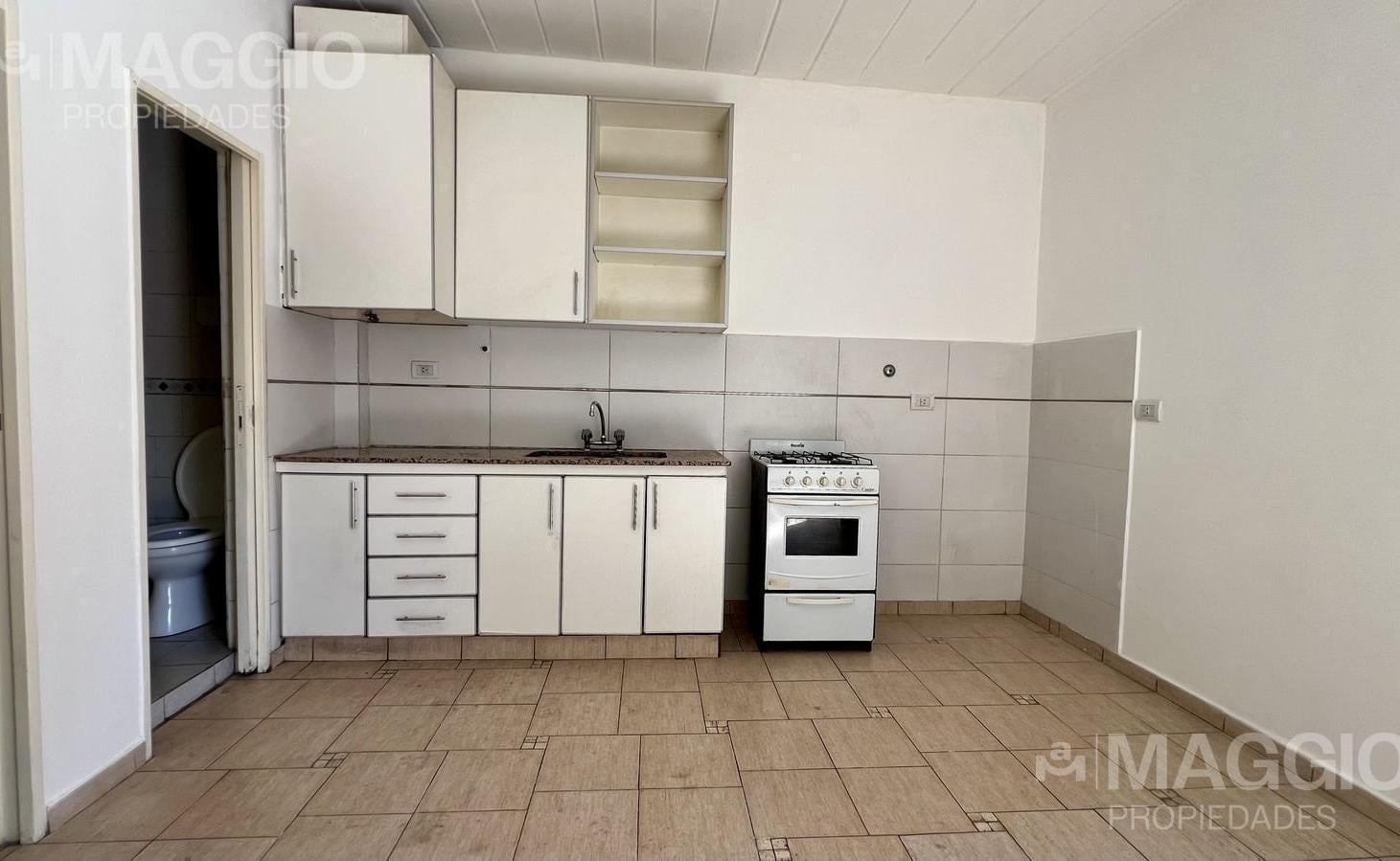 Foto de VENTA PH EN VILLA LUZURIAGA, imagen 3