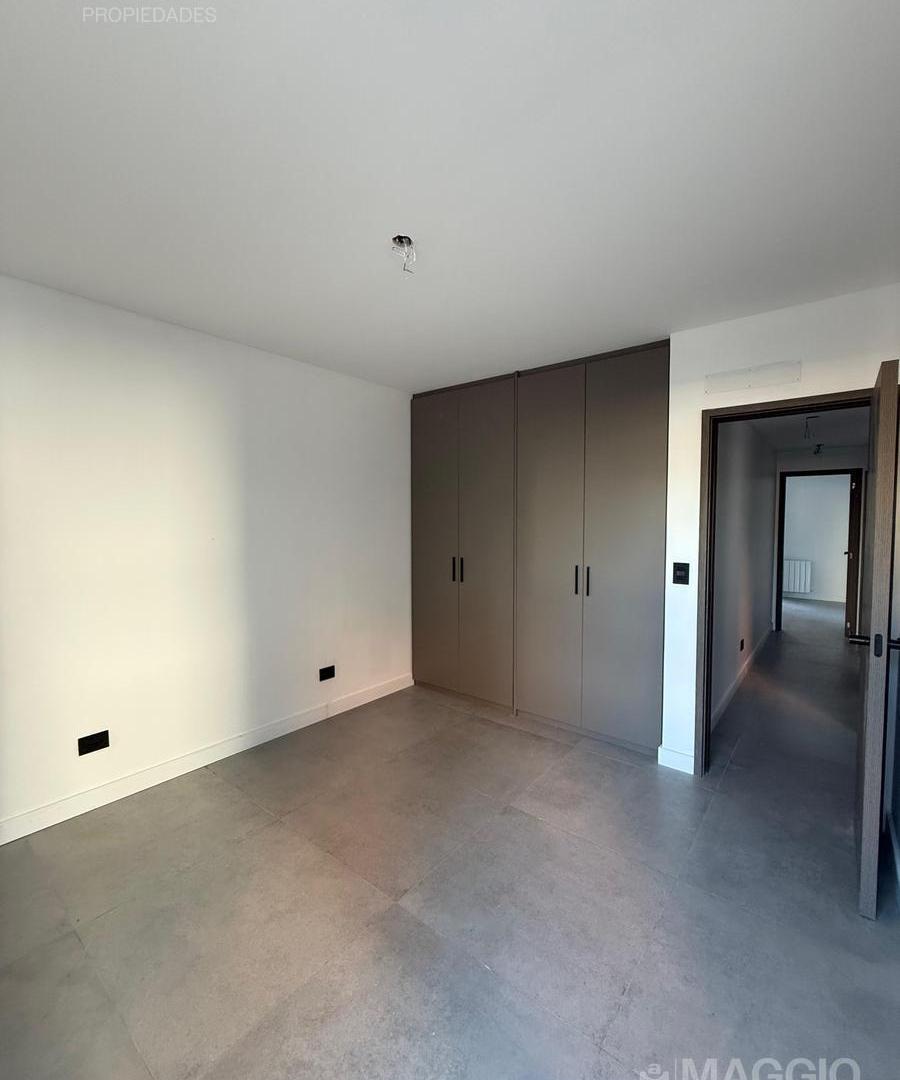 Foto de VENTA DEPARTAMENTO EN MORON, imagen 3