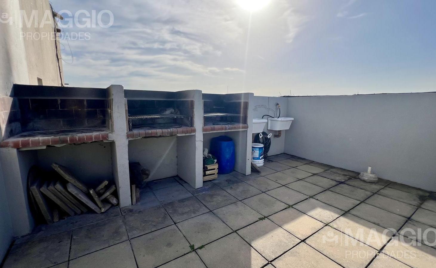 Foto de VENTA DEPARTAMENTO EN MORON, imagen 2