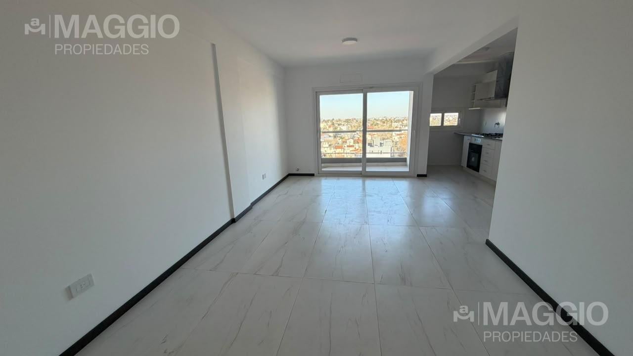 Foto de Venta Departamento en Haedo, imagen 1