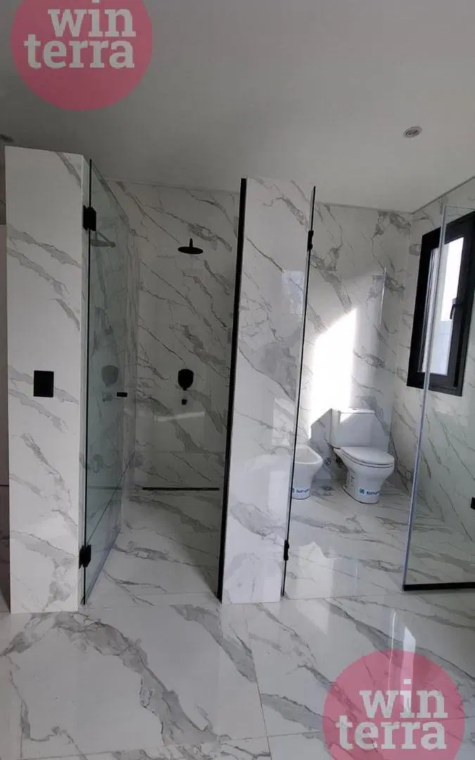 Casa a estrenar en Azzurra Tortugas, 366m2, gran lote interno orientacion noreste con pileta 4