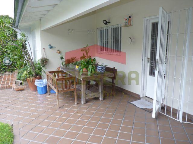 Excelente Chalet. 4 Dorm.. C/ Pileta Zona La Salle. 4