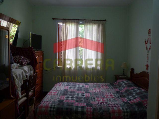 Casa ideal dos familias. en Olivos.
