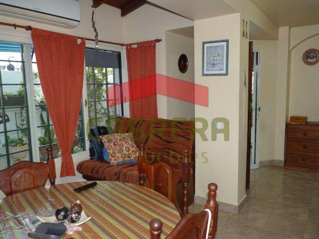 Casa ideal dos familias. en Olivos.