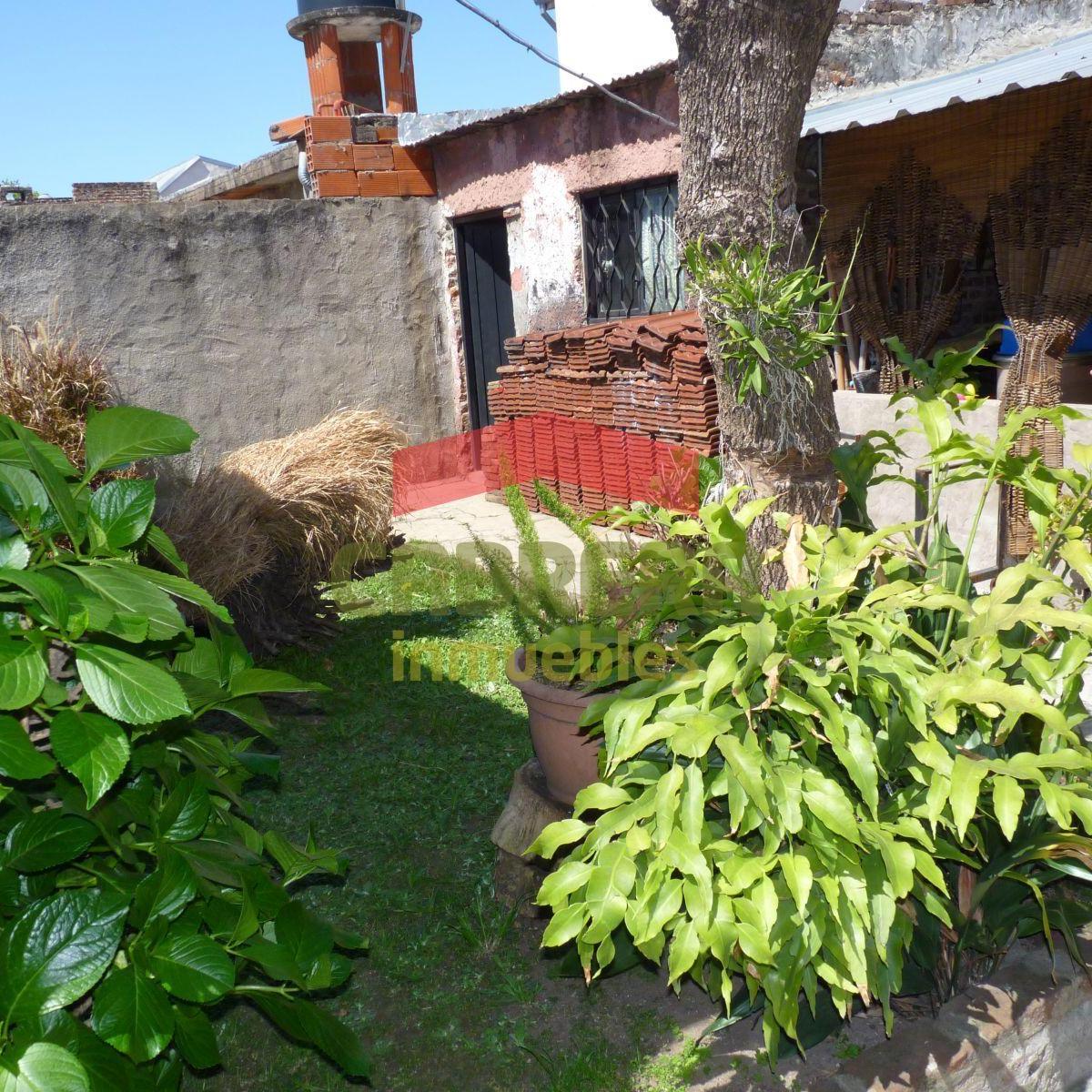 Propiedad Ideal 2 Familias en Villa Ballester 1