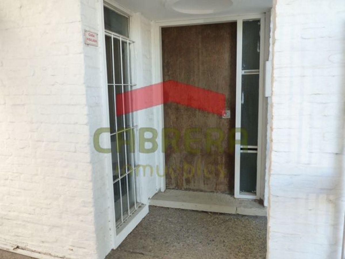 Foto de Chalet 4 ambientes, próximo al Colegio La Salle., imagen 2