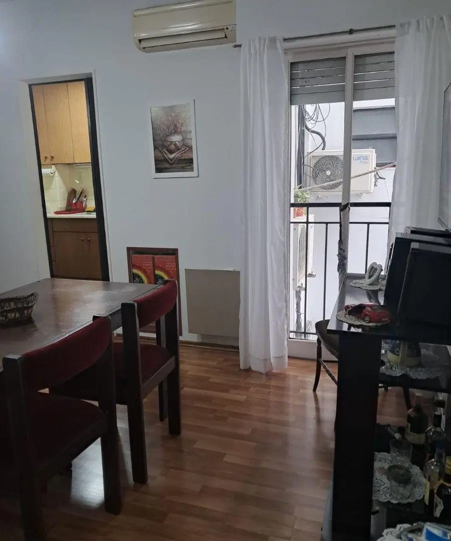 2 amplios ambientes - Almagro - 2