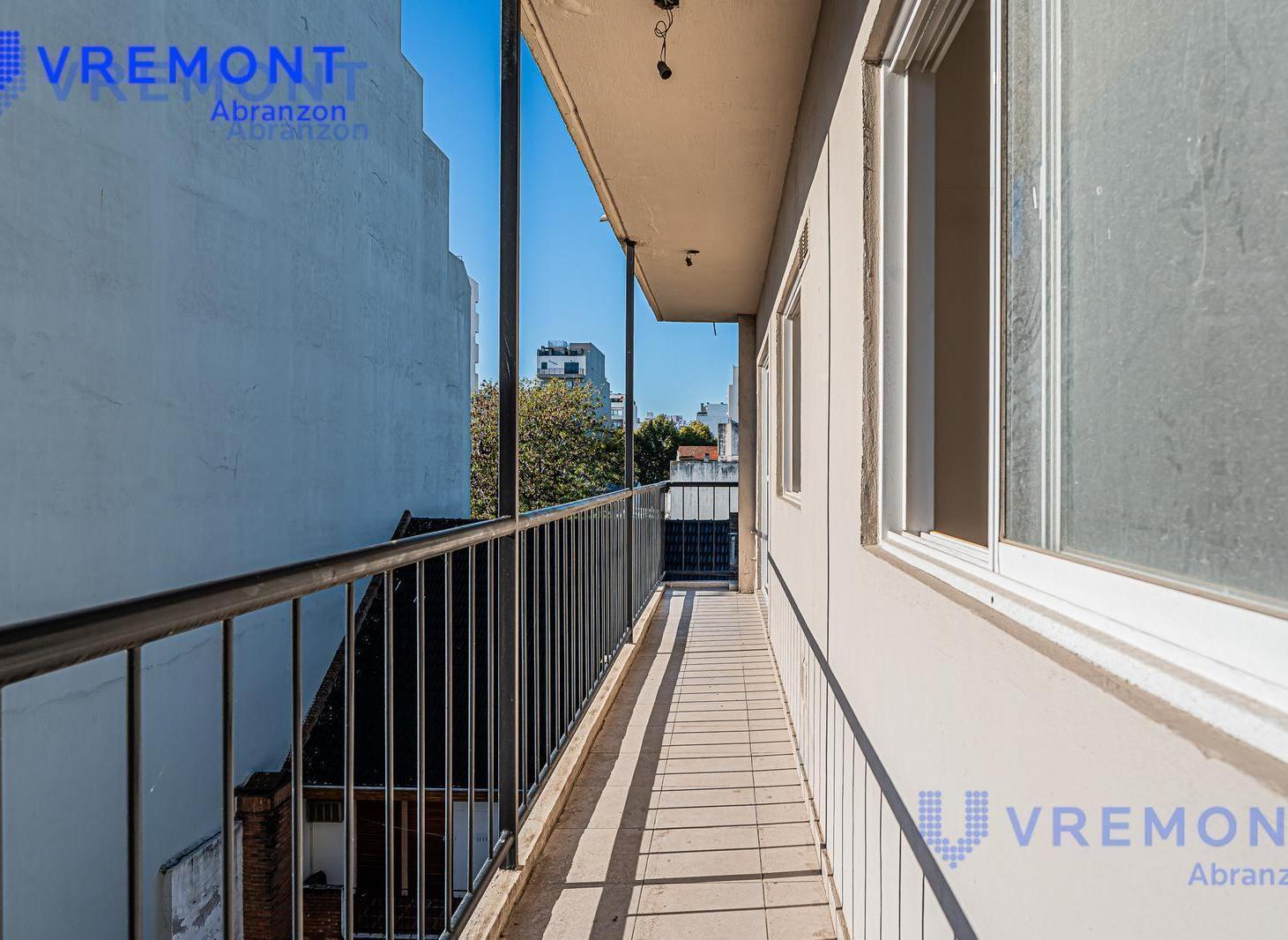 Foto de Terrada 2000 2 ambientes con balcon a estrenar en Villa del Parque, imagen 1