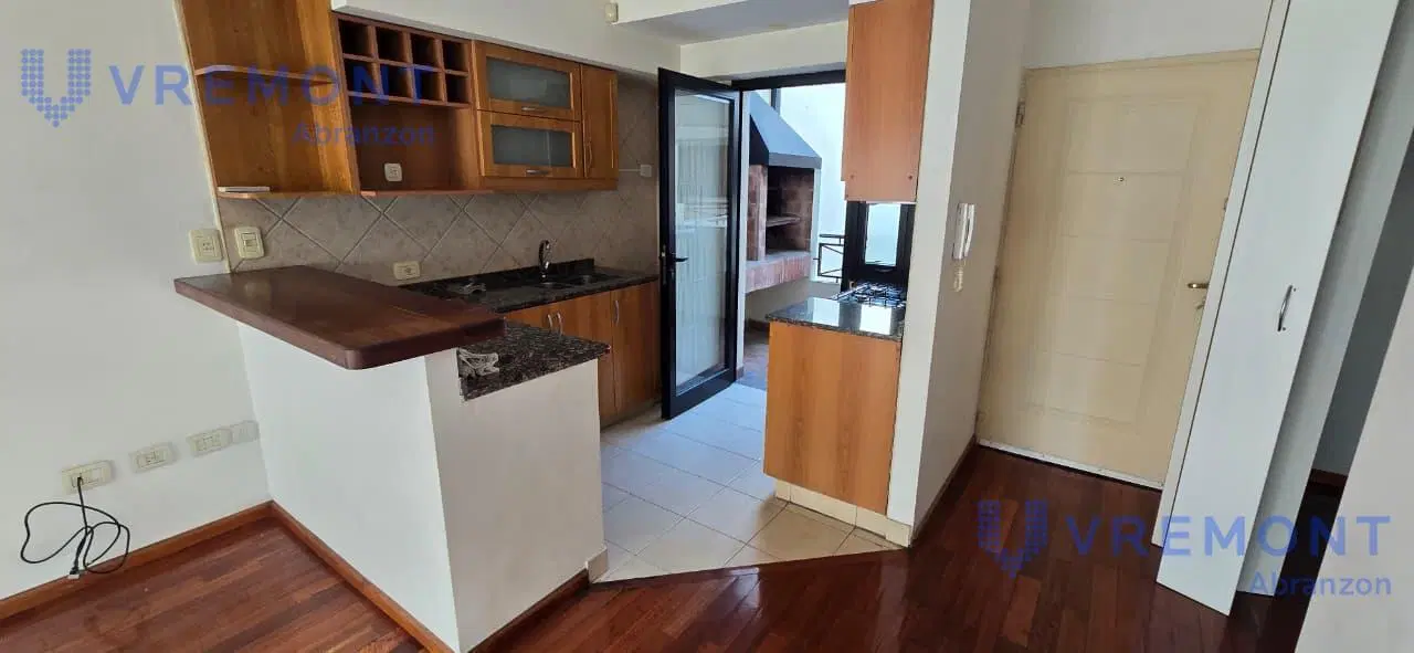 Castro al 700 Departamento 2 ambientes y medio con balcon y parrilla en Boedo 3