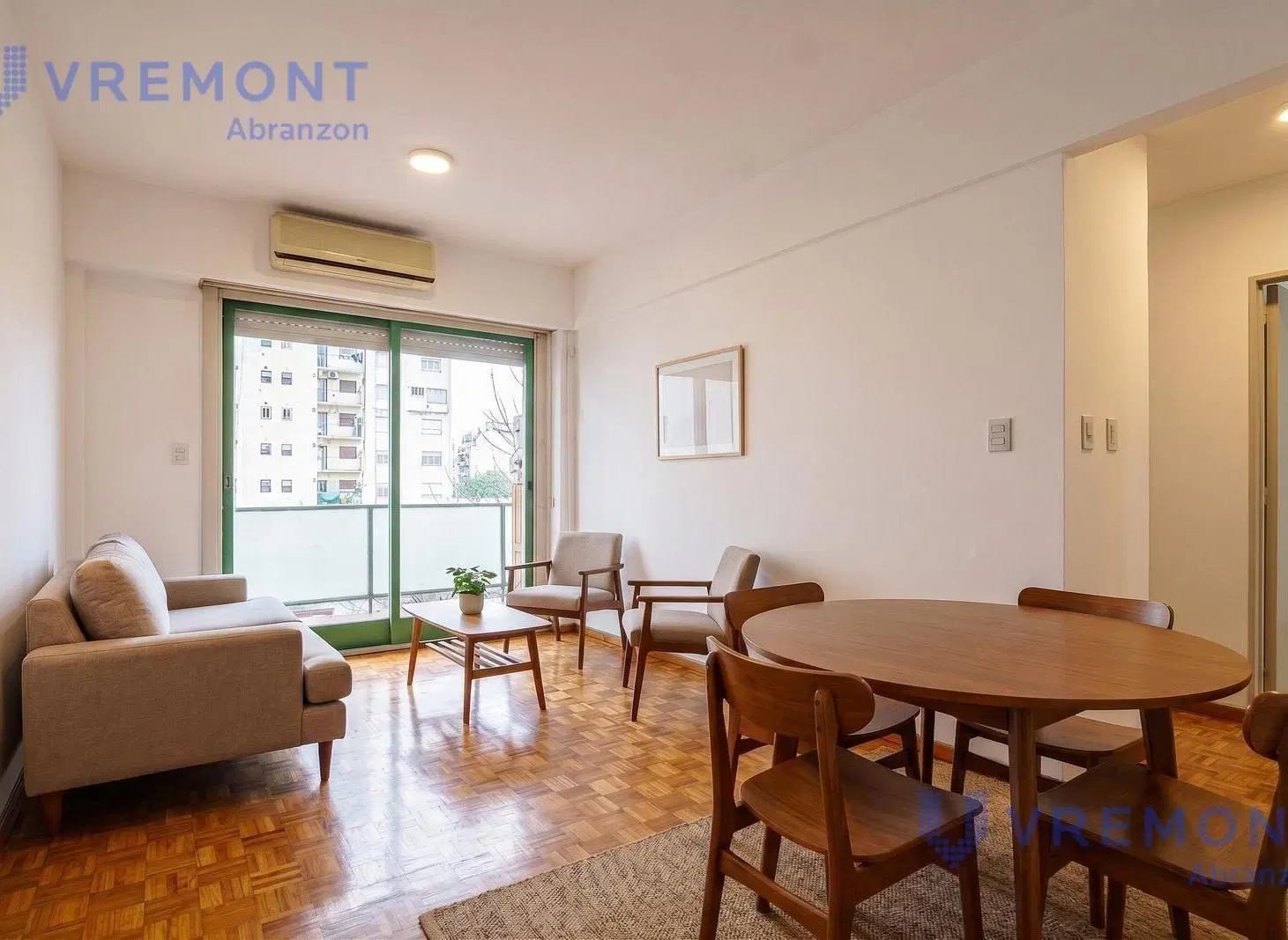 Misiones 300 departamento 3 ambientes con balcon en venta en Balvanera 2