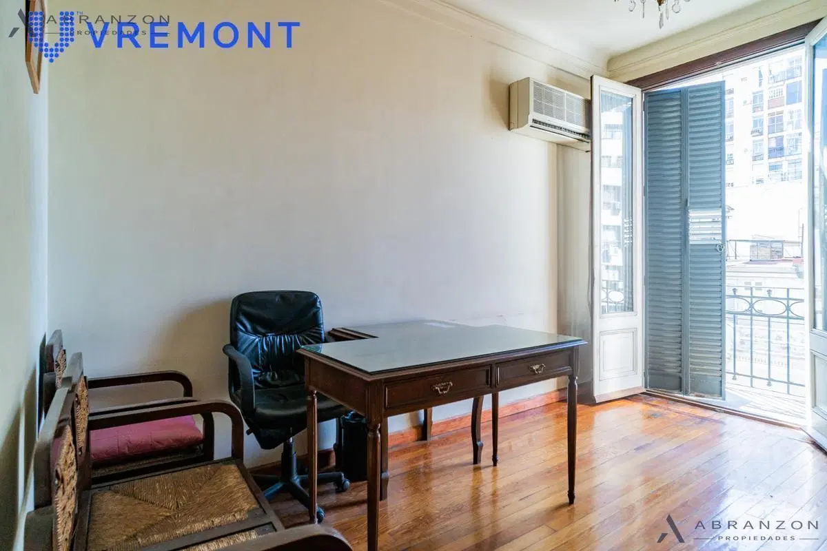 Parana 600 Departamento de 5 ambientes semipiso Apto Vivienda o Profesional 2