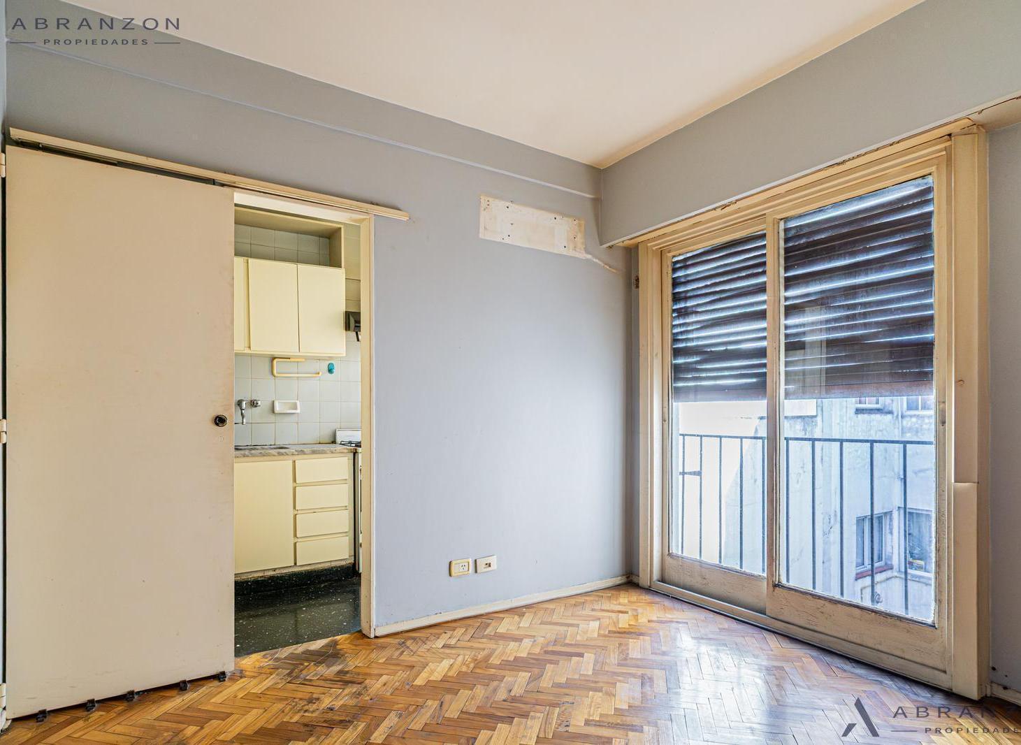 Foto de Acoyte al 1400 departamento 2 ambientes con lavadero y balcon en Villa, imagen 3
