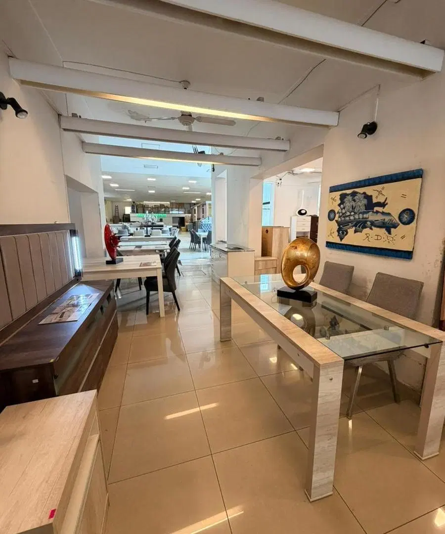 GRAN LOCAL COMERCIAL EN VENTA 4