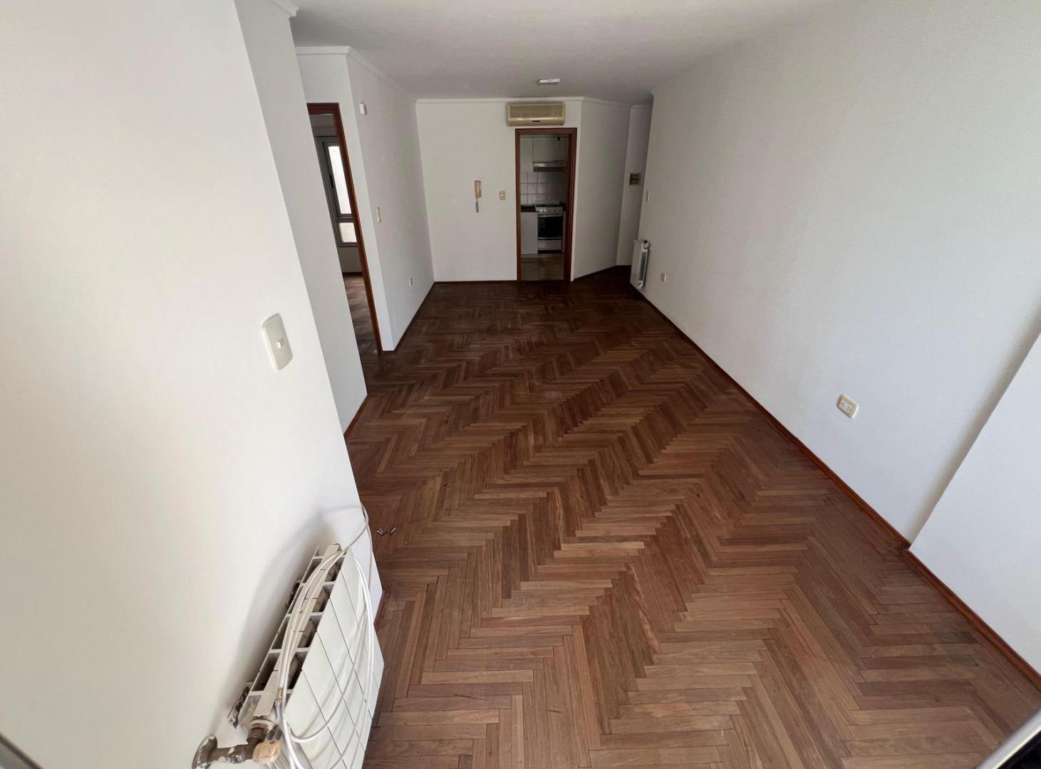 Foto de ¡AMPLIO DEPARTAMENTO CON VISTA AL PARQUE SARMIENTO!, imagen 2