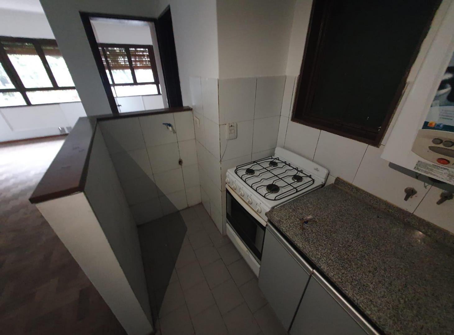 Foto de ALQUILER - 1 dormitorio - Bv. San Juan 100, imagen 5
