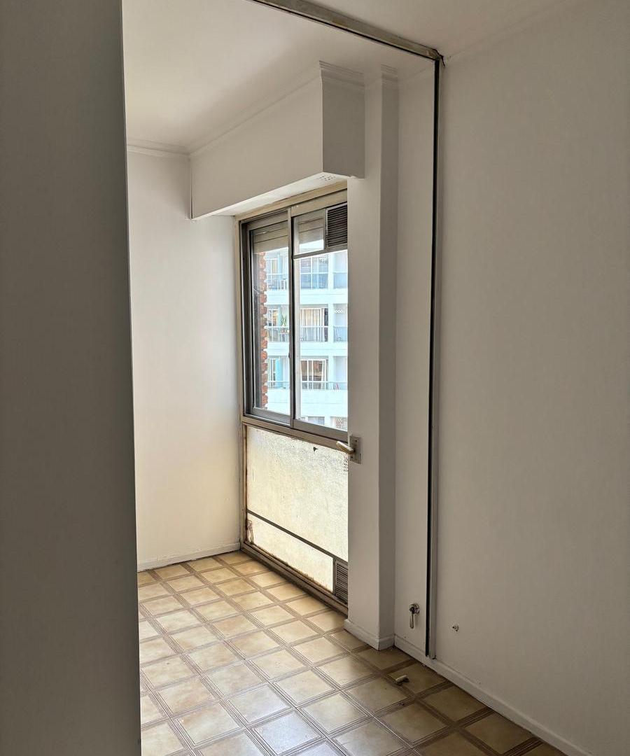 Foto de Venta - Departamento 1 dormitorio externo luminoso Barrio Centro Zona, imagen 1